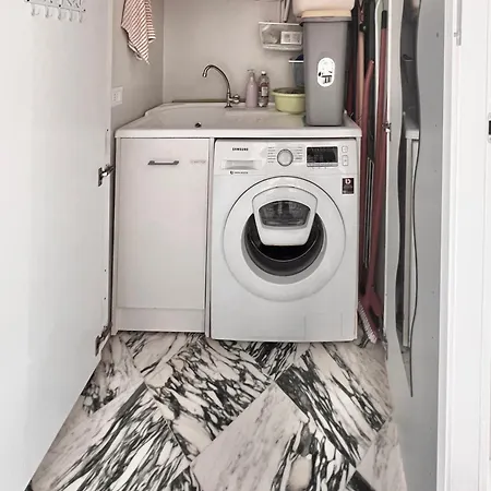 Miky Golf Lägenhet Rapallo